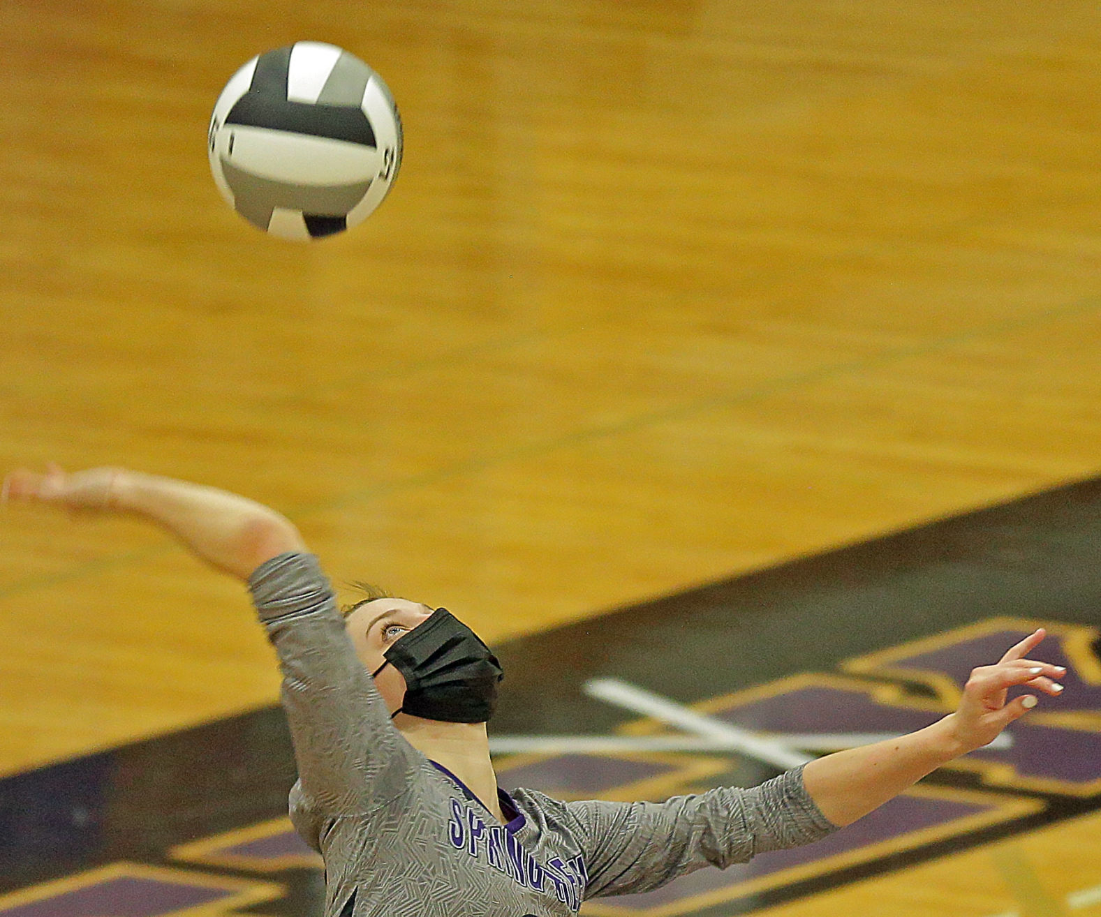 Fallon at Spring Creek Volleyball 34.jpg